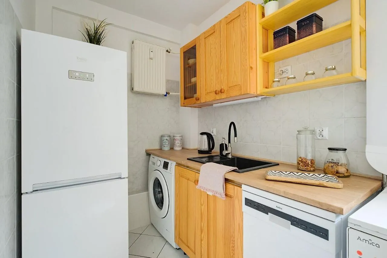 2 Bedroom Apt In Heart Of Warsaw Zgoda 9 Tv70